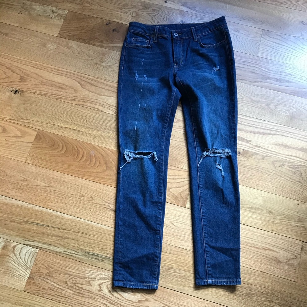 CARMAR RIPPED STRAIGHT LEG JEANS SZ 27